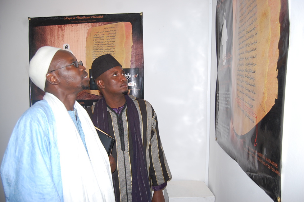 Photos: Vernissage officiel de l'exposition à la place du Souvenir.