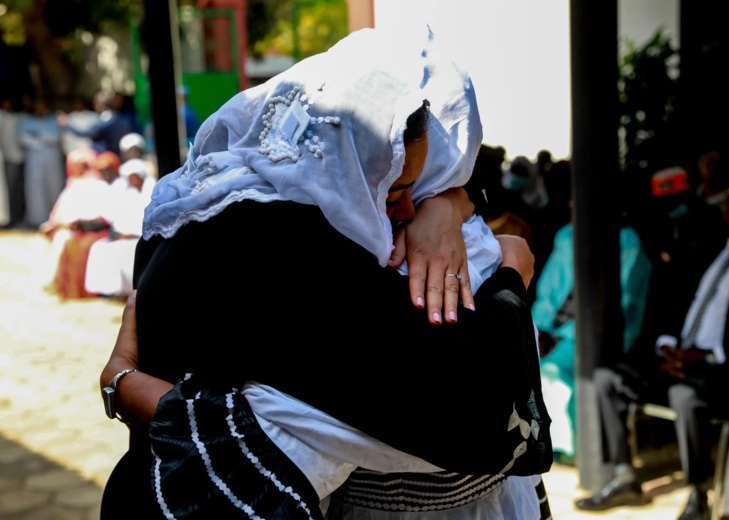 Levée du corps d’Ibrahima Sène : Le Président Macky Sall était présent à la cérémonie Levée du corps d’Ibrahima Sène : Le Président Macky Sall était présent à la cérémonie
