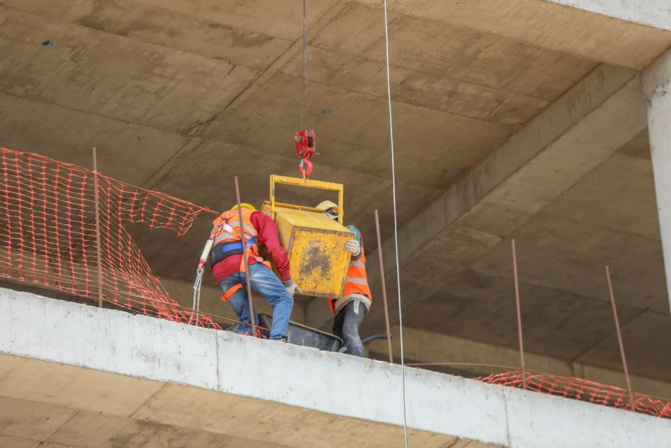 Construction de la polyclinique de l'hôpital principal de Dakar : le président Macky Sall était en visite de chantier Construction de la polyclinique de l'hôpital principal de Dakar : le président Macky Sall était en visite de chantier
