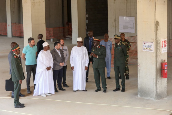 Construction de la polyclinique de l'hôpital principal de Dakar : le président Macky Sall était en visite de chantier Construction de la polyclinique de l'hôpital principal de Dakar : le président Macky Sall était en visite de chantier