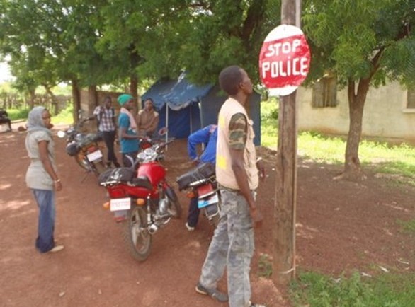 Lutte contre Ebola: trois Guinéens et une Sierra Léonaise arrêtés à Bakel