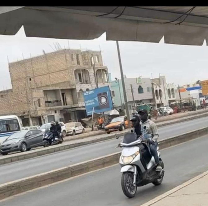 Alerte infos de Stop agression Sénégal : un gérant d’un multiservice agressé par ces deux individus perd plus de 13 Millions FCFA Alerte infos de Stop agression Sénégal : un gérant d’un multiservice agressé par ces deux individus perd plus de 13 Millions FCFA