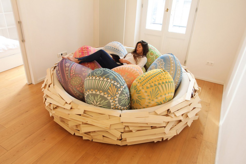 Ce gigantesque nid douillet va faire votre bonheur à la maison ! Mention spéciale flemmards et gros dormeurs...