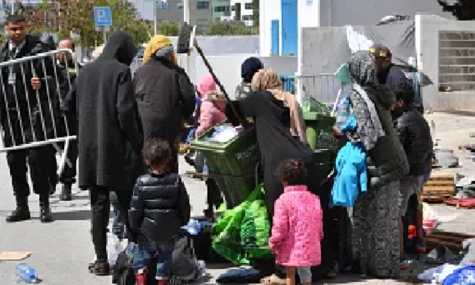 Tunisie : Des réfugiés campent devant le siège de l’OIM