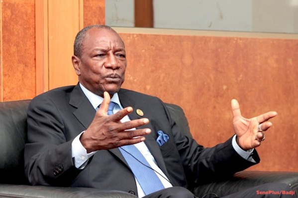Alpha Condé : "Pourquoi je n'ai pas prononcé le nom de Macky Sall dans mon discours" Alpha Condé : "Pourquoi je n'ai pas prononcé le nom de Macky Sall dans mon discours"