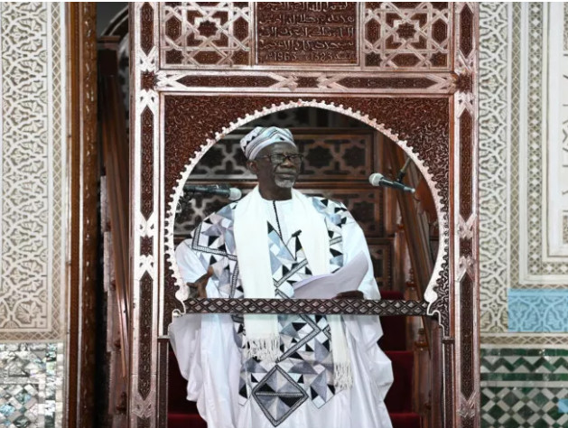 Korité: L’imam de la Grande mosquée de Dakar insiste sur l’éducation des enfants Korité: L’imam de la Grande mosquée de Dakar insiste sur l’éducation des enfants