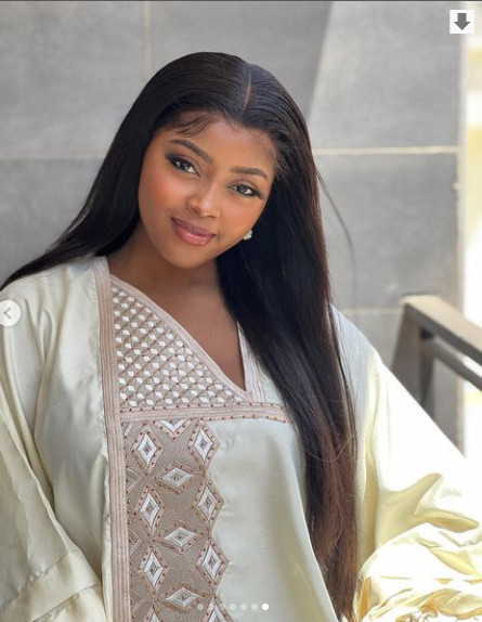 L'actrice Sonia se dévoile dans une magnifique tunique (Photos) L'actrice Sonia se dévoile dans une magnifique tunique (Photos)