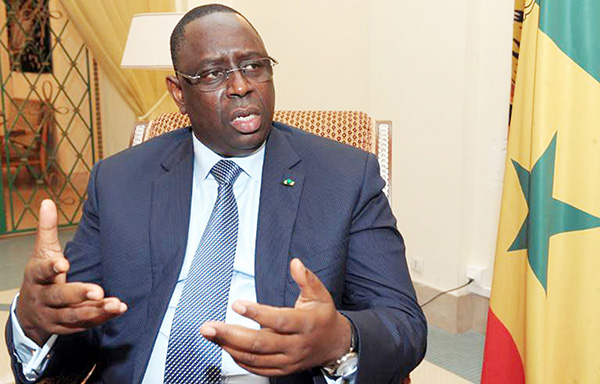Dialogue et paix: Macky Sall matraque la société civile Dialogue et paix: Macky Sall matraque la société civile