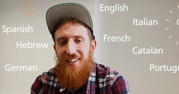 Cet homme parle et comprend plus de 20 langues différentes ! Découvrez ses 10 astuces qui lui permettent d'apprendre n'importe quelle langue...