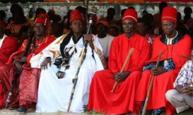 Situation politique tendue du pays : Les rois du Sine et d’Oussouye sortent pour la paix