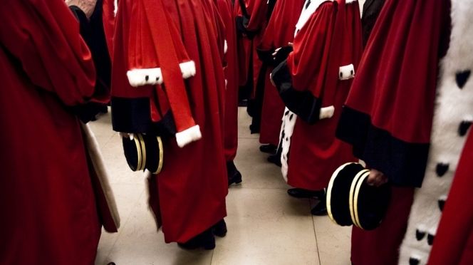 Magistrats affectés bougeront, ne bougeront pas : La tutelle dément la seconde sortie Magistrats affectés bougeront, ne bougeront pas : La tutelle dément la seconde sortie