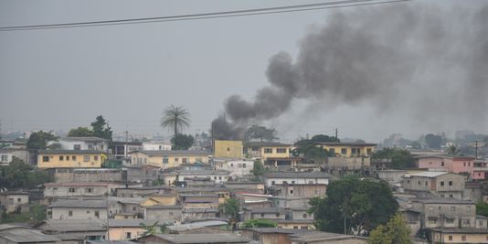 Gabon : des manifestants réclament le départ du président