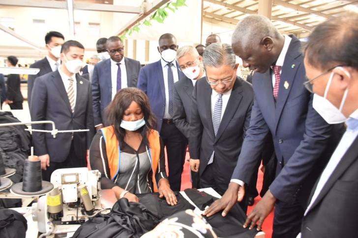 Photos : Visite du Parc industriel intégré de Diamniadio (P2ID) du président de l’Assemblée nationale du Sénégal, Amadou Mame Diouf et son hôte chinois, Président Zhao Léji