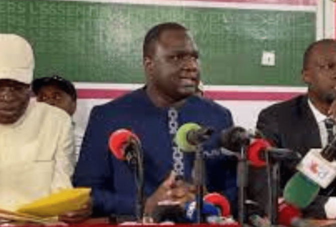 Contre l’élimination des candidats: La coalition Yewwi Askan Wi annonce une marche le 26 mai prochain Contre l’élimination des candidats: La coalition Yewwi Askan Wi annonce une marche le 26 mai prochain