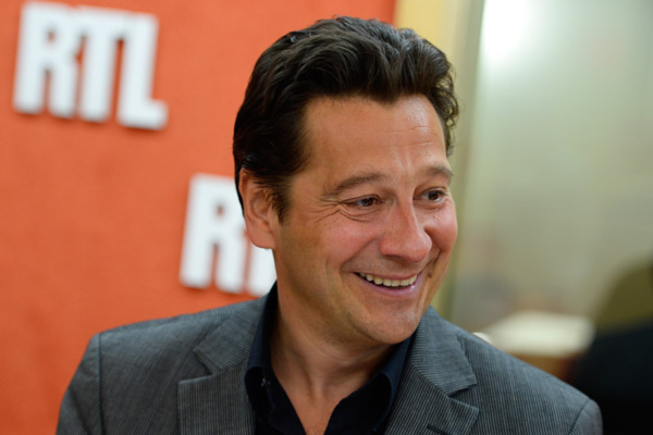 Laurent Gerra : "J'aime quand on joue avec les pompons"