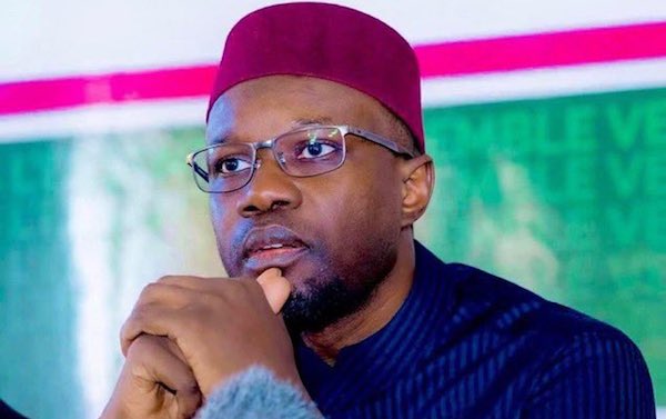 Ousmane Sonko : "Si Macky veut m'arrêter, qu’il essaie. Je ne fuis pas..." Ousmane Sonko : "Si Macky veut m'arrêter, qu’il essaie. Je ne fuis pas..."