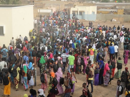 Détournement des frais d’inscription des élèves – La surveillante du lycée commune de Tamba mise aux arrêts