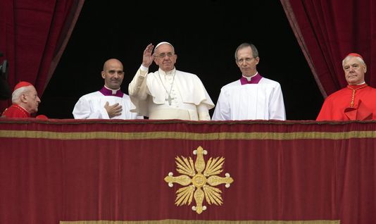 Le pape condamne la « persécution brutale » des « minorités »