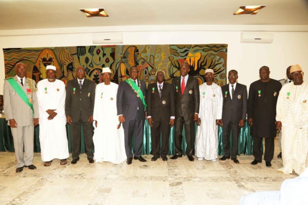 Liste des dignitaires élevés dans l'Ordre national du Lion et l'Ordre national du mérite: Trois journalistes parmi les récipiendaires (Photos)