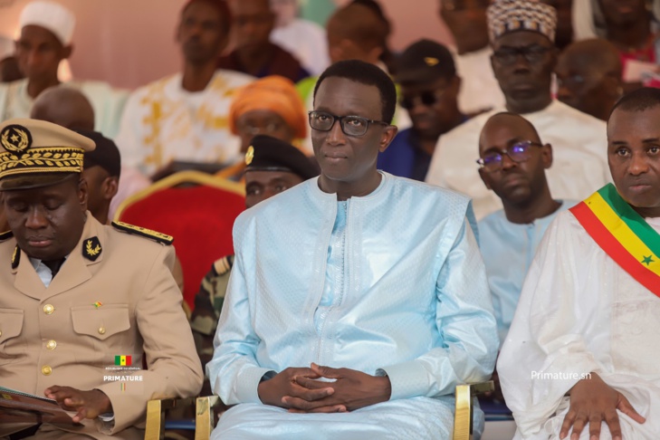 Photos/ Thiès: Amadou Ba, Premier Ministre, Ministre de l’Elevage à la réception de Taurillons « Guzera » Photos/ Thiès: Amadou Ba, Premier Ministre, Ministre de l’Elevage à la réception de Taurillons « Guzera »