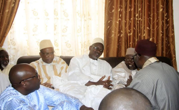 Le Dg de la Poste, Ciré Dia reçu par Serigne Abdoul Aziz Sy Al Amine