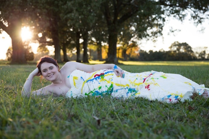 Après que son fiancé l'ait laissé tomber à une semaine de leur mariage, cette mariée a fait le meilleur shooting photo du monde !