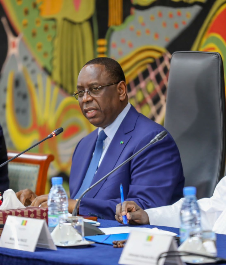 Photos/ Palais : Le président de la République, Macky Sall et les représentants des différentes entités participant au dialogue national
