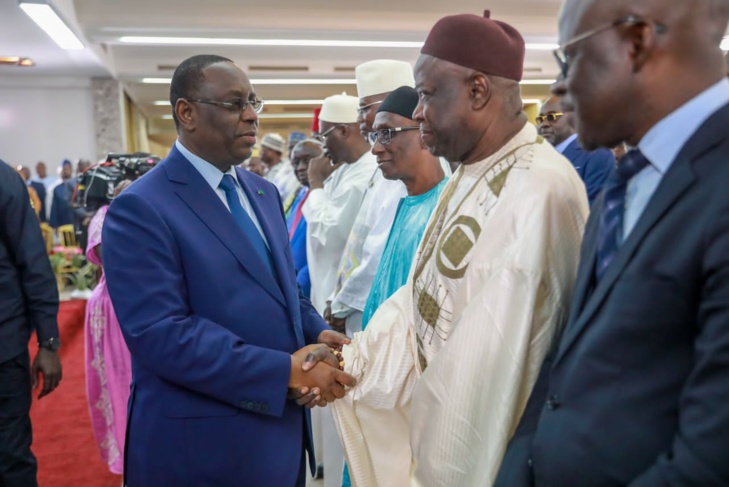 Photos/ Palais : Le président de la République, Macky Sall et les représentants des différentes entités participant au dialogue national