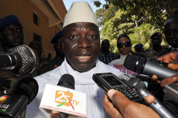 Jammeh menace de se "débarrasser jusqu'au dernier" des meneurs de l'attaque contre son palais