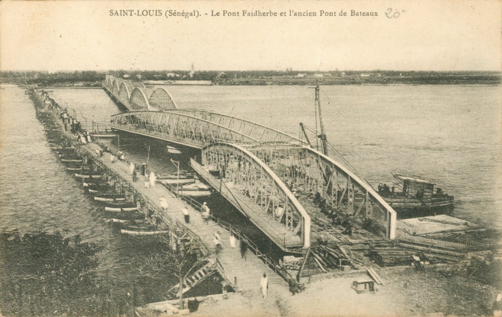 La reconstruction du Pont Faidherbe à St-Louis