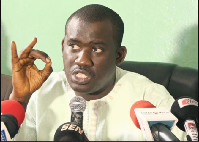 Le Conseil constitutionnel déclare impossible la prolongation du mandat présidentiel selon la constitution sénégalaise ( Moussa Tine )