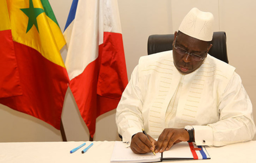 Attentat à Charlie Hebdo: Macky Sall prendra part à la marche républicaine à Paris 
