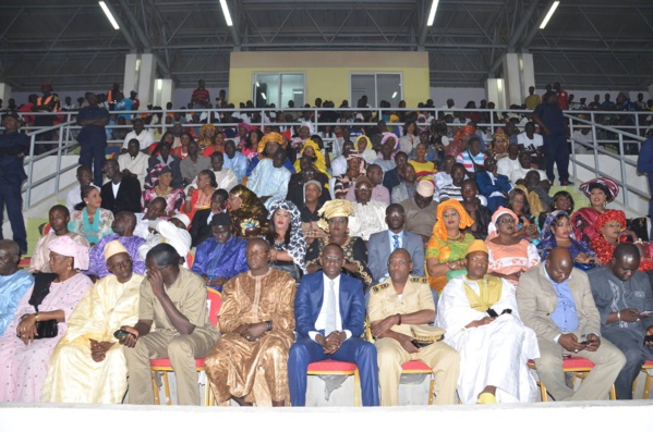Finale municipale à Louga : Le maire Moustapha Diop frappe fort, Wally Seck enflamme le Ndiambour