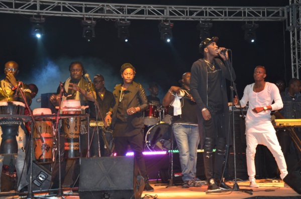 Finale municipale à Louga : Le maire Moustapha Diop frappe fort, Wally Seck enflamme le Ndiambour