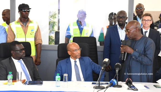 Le Centre des Hautes études en défense et en sécurité visite le port de Dakar