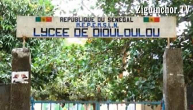 Education nationale : Les professeurs Cornet Lambal et Abdoulaye Diatta du lycée de Diouloulou, échappent à la radiation