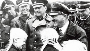Allemagne : polémique autour d'une réplique du bunker de Hitler