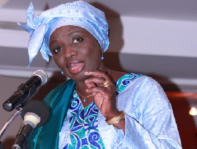 Manifestations meurtrières des 1er et 2 juin : Mimi Touré engage la responsabilité de Macky Sall