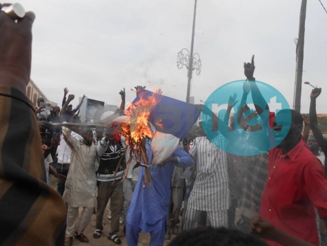 Caricatures sur le Prophète: Dakar manifeste contre Charlie Hebdo