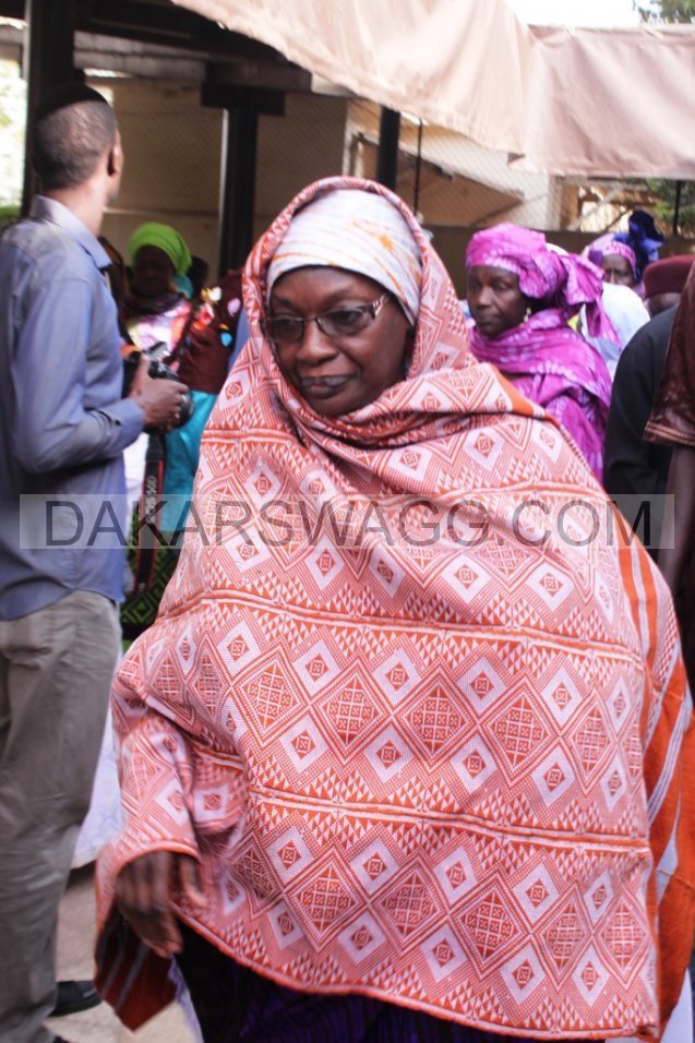 Obsèques du Président du Conseil constitutionnel: Seynabou Ndiaye Diakhaté, l’une des veuves de Cheikh Tidiane Diakhaté