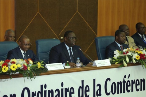 18 ème session ordinaire de la conférence des chefs d'Etat et de gouvernement de l'Uemoa : Macky s'est envolé hier pour le Bénin