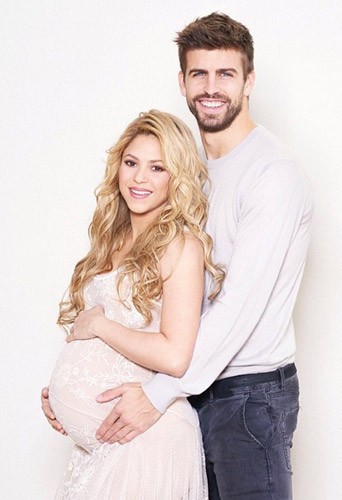 Shakira : elle dévoile enfin son ventre rebondi et le sexe de son deuxième enfant !