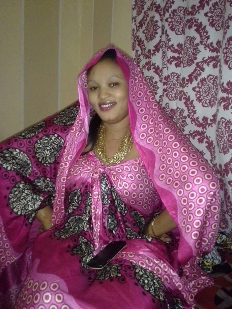 Fatima, l'épouse de Demba Guissé, en mode voilée