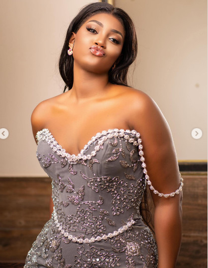 Tabaski 2023 : Admirez la magnifique tenue de Diarra Sen P'tit Gallé (Photos) Tabaski 2023 : Admirez la magnifique tenue de Diarra Sen P'tit Gallé (Photos)