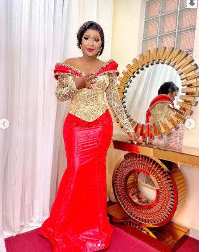 Sagnsé Tabaski: La fille de Ndiolé Tall toute sublime (Photos) Sagnsé Tabaski: La fille de Ndiolé Tall toute sublime (Photos)