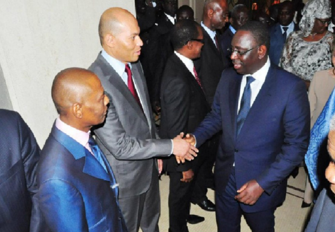 Présidentielle 2024 : Et si Karim se dévoile comme le candidat de Macky Sall ?
