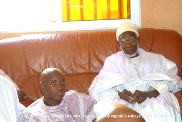 Photos - Visite de Serigne Mountakha Mbacké chez le ministre Aly Ngouille Ndiaye