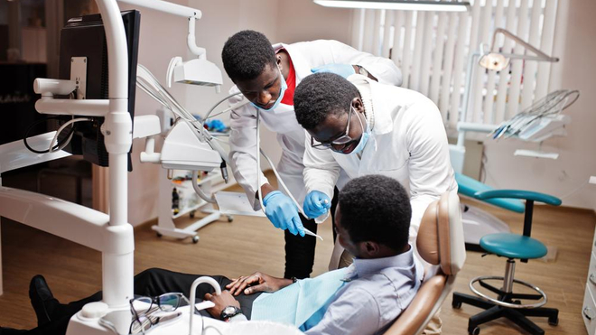 76% de la population adulte ont des caries dentaires 76% de la population adulte ont des caries dentaires