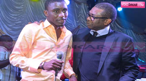 Les images exclusives des larmes de Waly Seck aux côtés de Youssou Ndour au King Fahd Palace