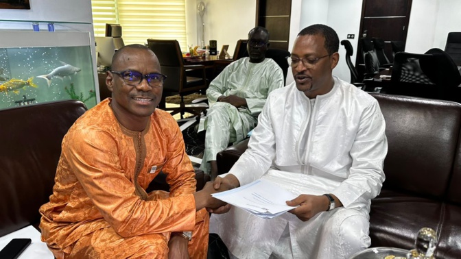 Sport-Afro Basket 2023 : La CDC décaisse 25 millions CFA pour accompagner le basketball sénégalais Sport-Afro Basket 2023 : La CDC décaisse 25 millions CFA pour accompagner le basketball sénégalais